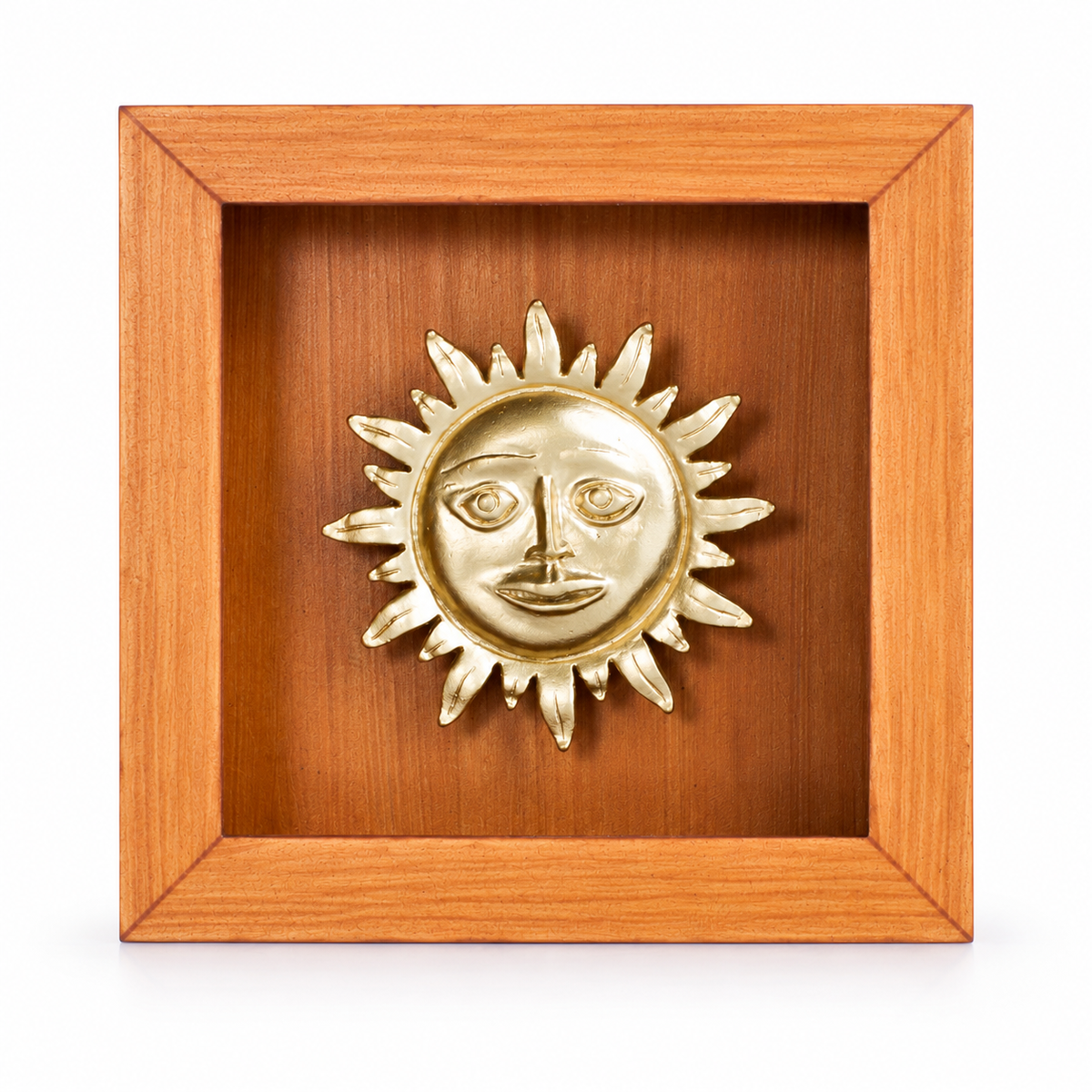 Inti en Shadow Box — vista frontal, Shadow Box de MDF 13 × 13 × 4 cm; edición digital basada en la fotografía del producto.