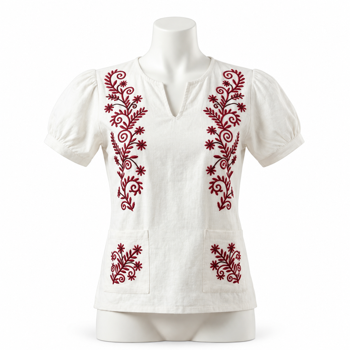 Blusa Tradicional Alba con Bordado Étnico de Chazuta · recreación visual de catálogo con fondo blanco; confirmar el ejemplar disponible con el taller.