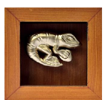 Mochica — Lagarto en Shadow Box